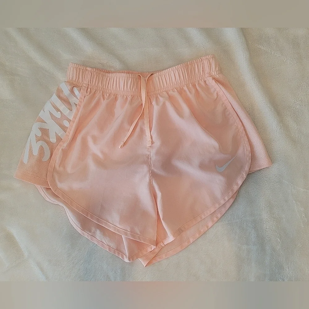 Nike Dri-fit Girls shorts XS